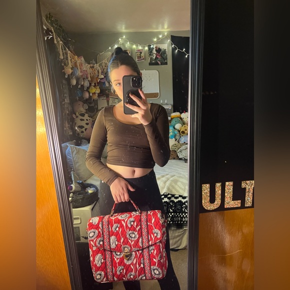 Vera Bradley Deco Daisy Messenger/Laptop Bag - Picture 16 of 16